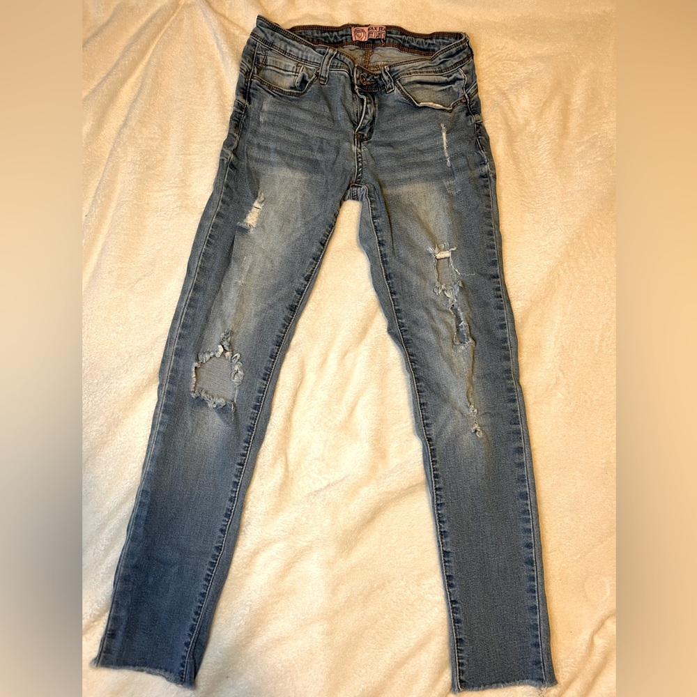 Butt lifting jeans